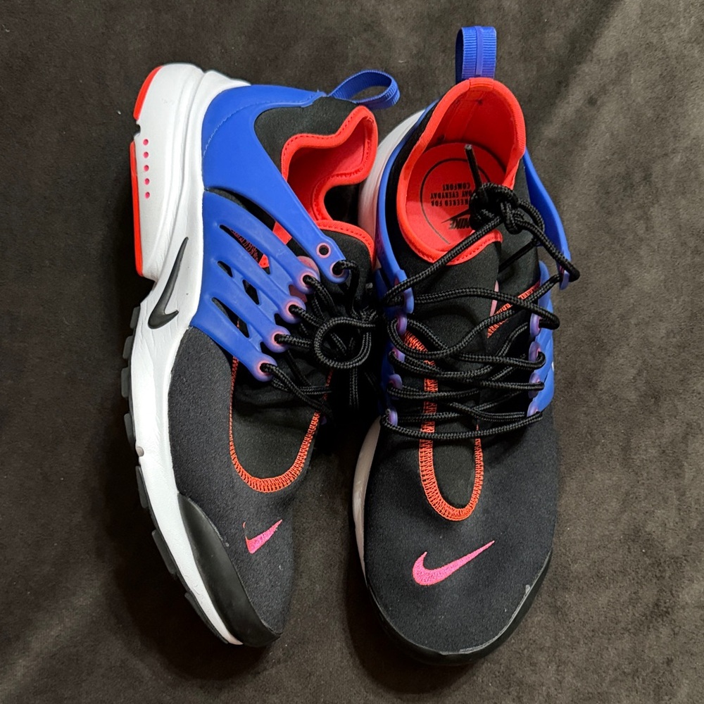 Nike Presto Black w/pink and blue trim. W11 M9.5